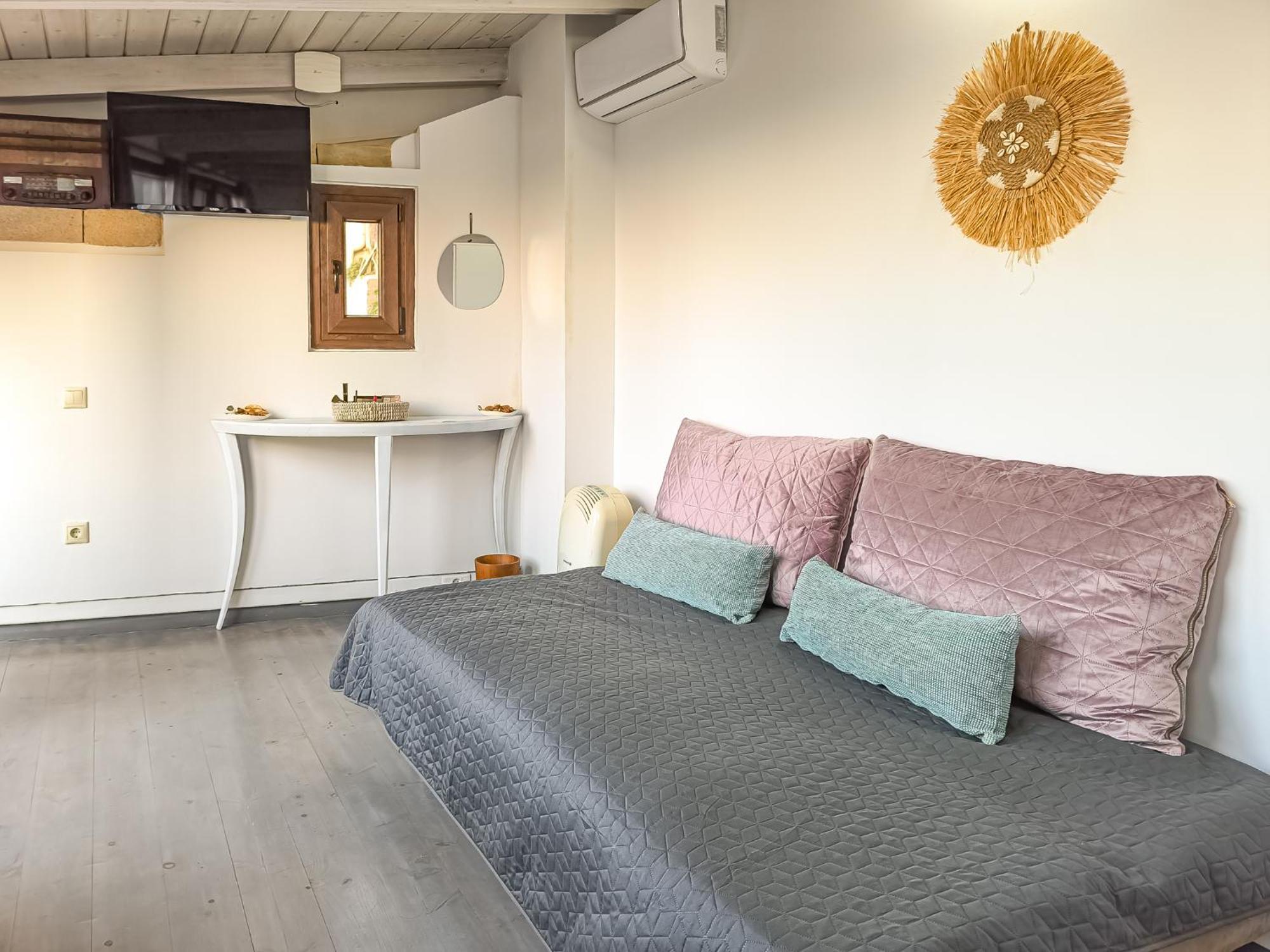 Charming Old Tannery House With Spacious Veranda And Stunning Sea View! 干尼亞 外观 照片